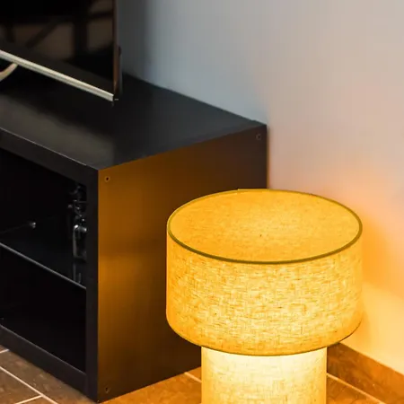 Indiana By Halu! Stylish 2bd Next To Papafi Metro Station 아파트 테살로니키